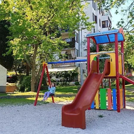 Apartamento Leona *