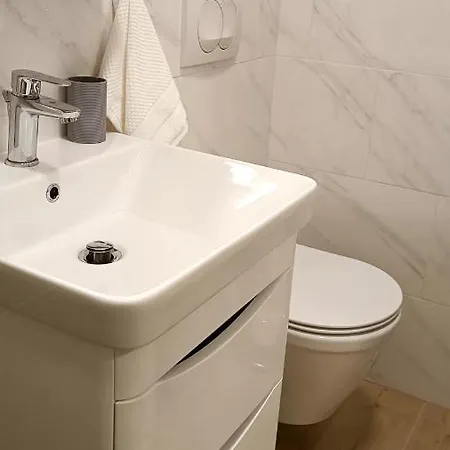 Apartment Leona